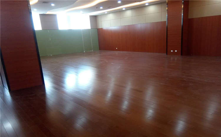 橡膠木籃球館木地板施工周期多長