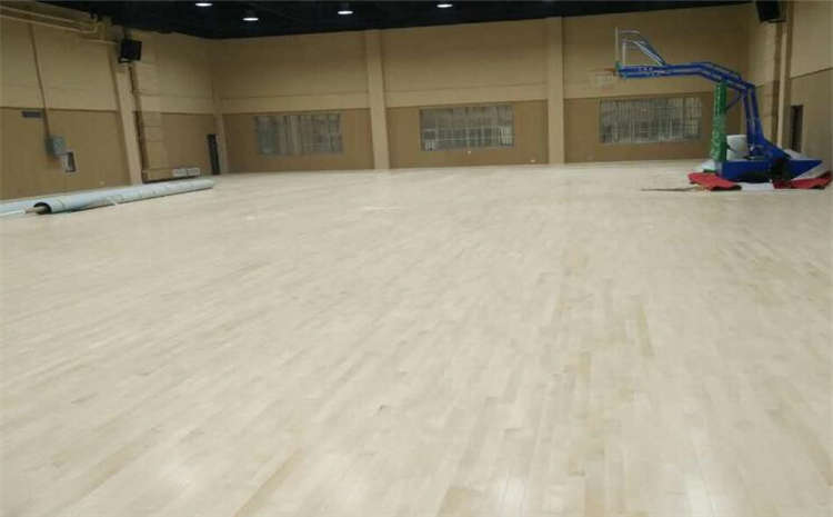 湖北體育場運動木地板工程施工