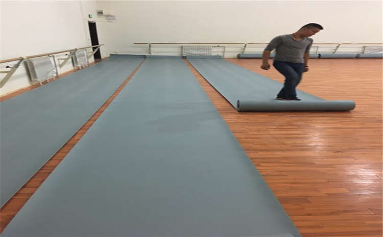 22厚籃球館木地板施工技術方案