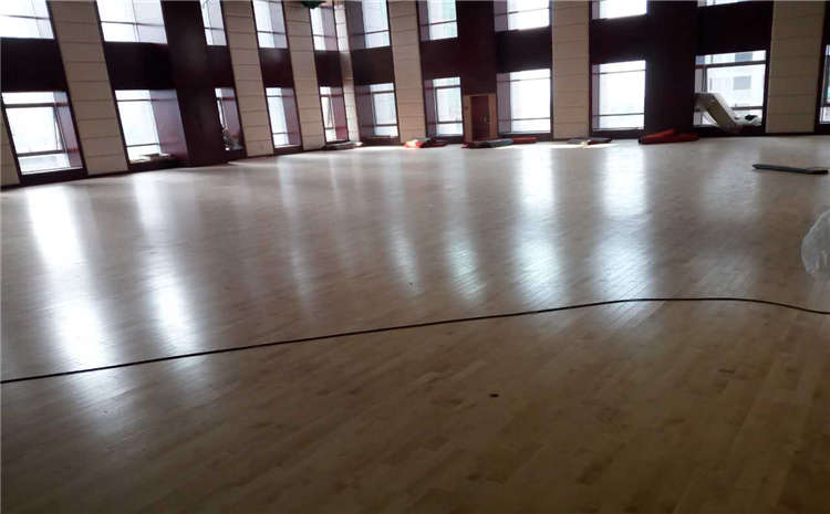 楓木木地板籃球館市場價格表