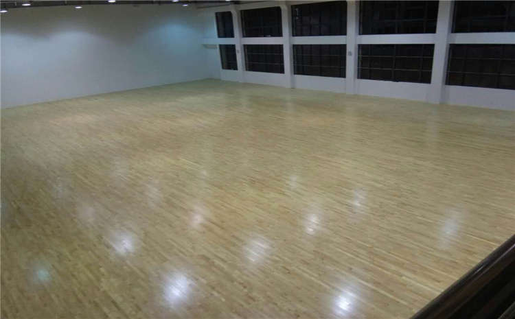 學校運動籃球地板施工技術方案